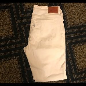 White 711 Levis